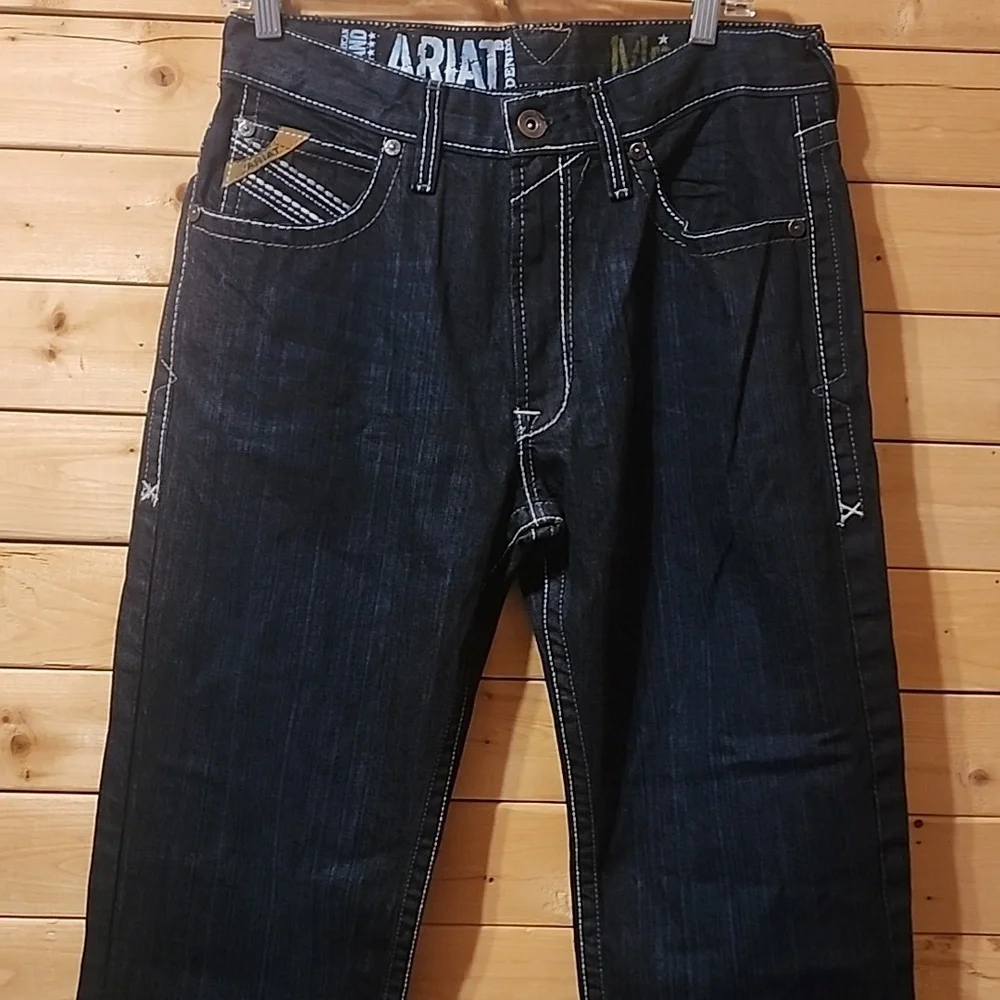 Mens Ariat M5 Low Rise Straight Jeans Size 32/34 NEW